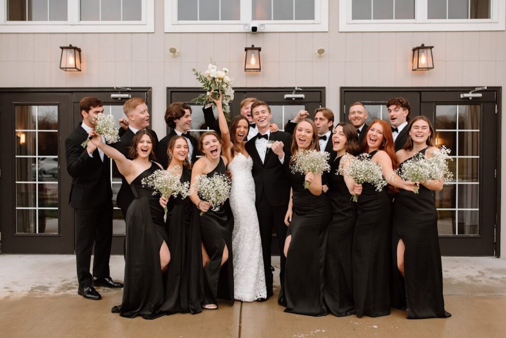 Kansas City wedding florist - Wedding party in black with white flowers